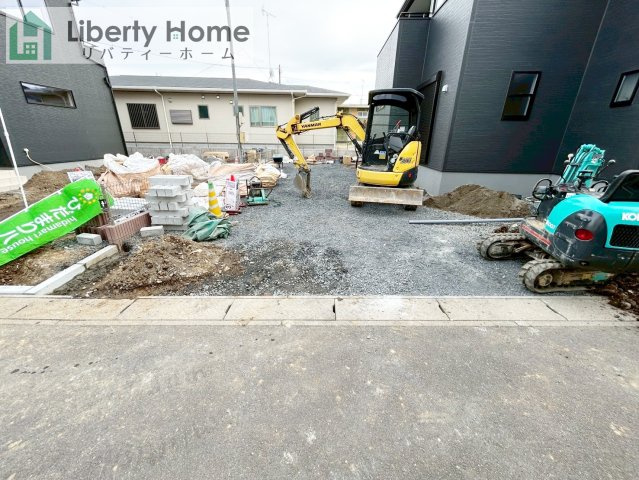日立市東多賀町３期　新築戸建　1号棟の前面道路含む現地写真