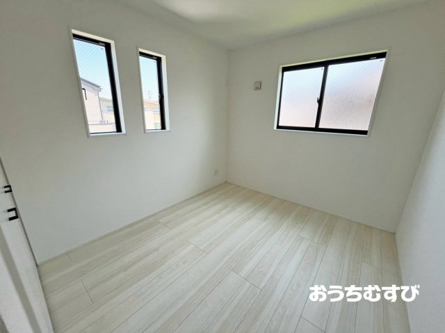 守山区上志段味6期(全4棟)の洋室