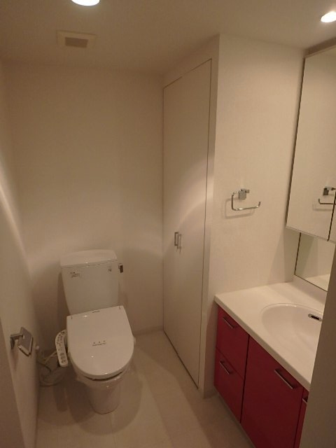 HF新横浜レジデンスのトイレ