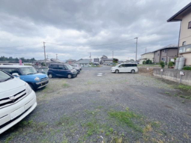 西口　松田駐車場
