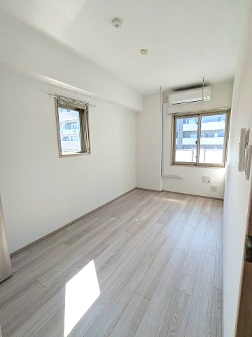GRANSITE蔵前の設備|洋室、角部屋2面採光、エアコン付、取り外し可能な室内物干し設備