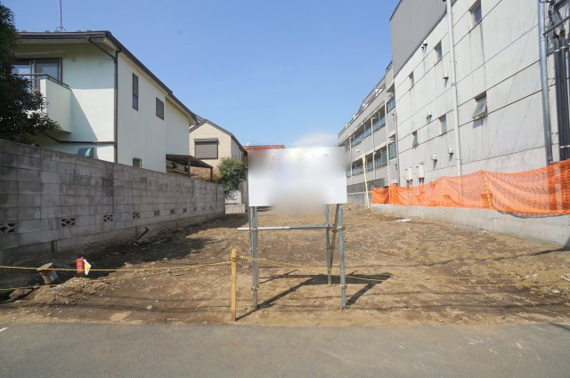 初台１　土地の外観|☆南側、西側道路に面する約99坪の更地（徐角地）
☆一種低層の閑静な住宅地