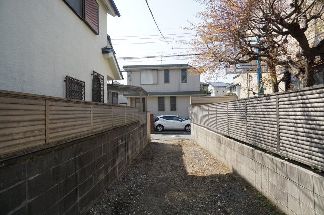 初台１　土地の外観|☆南側、西側道路に面する約99坪の更地（徐角地）
☆一種低層の閑静な住宅地