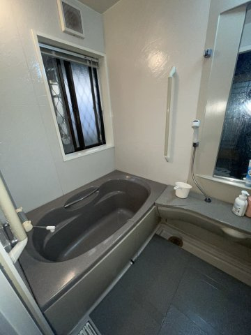 和歌山市杭ノ瀬・中古戸建・54145の浴室