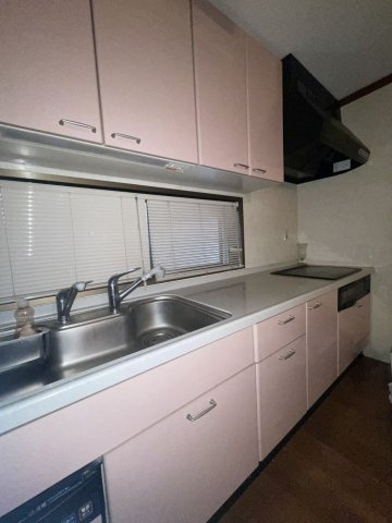 和歌山市杭ノ瀬・中古戸建・54145のキッチン