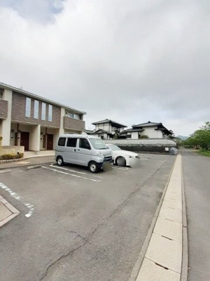 【駐車場】 | サリーチェⅤ
