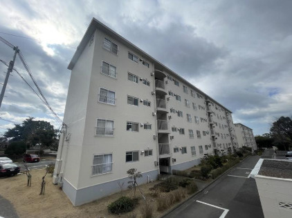 神陵台東住宅４９号棟