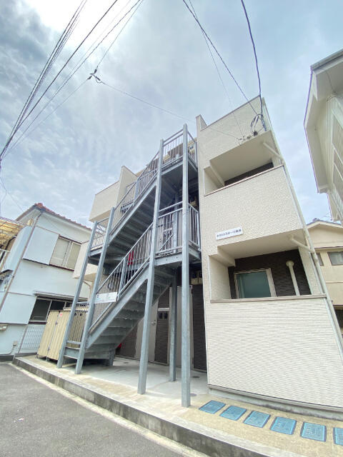 横浜市磯子区坂下町のアパートの画像
