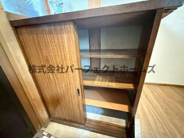 向井田1丁目戸建　賃貸の収納|こまごまとしたものを収納できそうですね