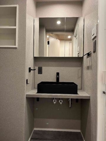 レジディア池尻大橋の独立洗面台