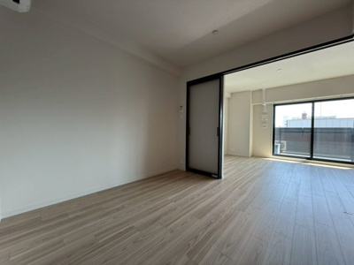 【洋室】 | S-RESIDENCE松屋町asence