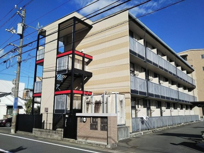 【外観】 | レオパレス徳島 | 落ち着いた雰囲気の外観です