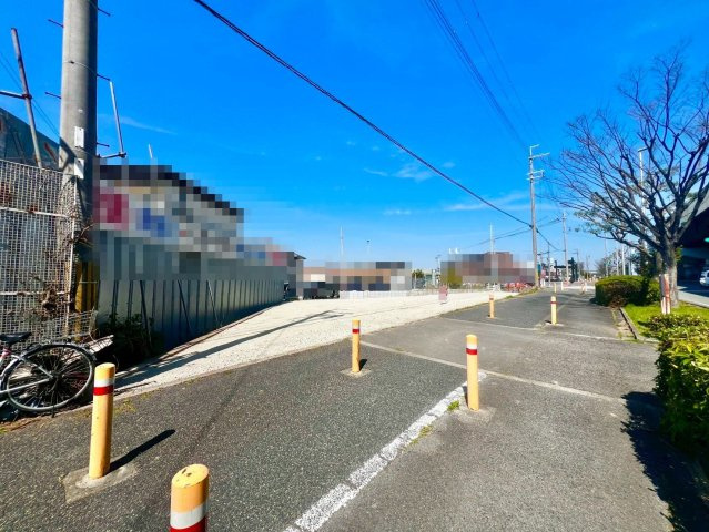 黒山　売土地の前面道路含む現地写真|【南東向き】日当り・通風良好♪たっぷりの陽光に包まれる明るい住まいになりますね♪