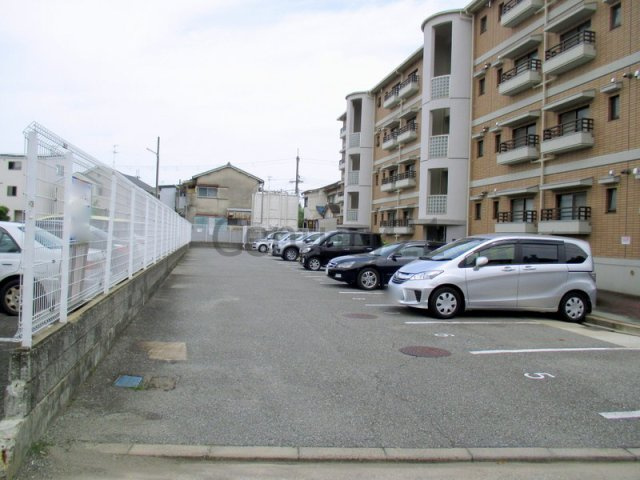 【駐車場】 | アンシャンテ川西