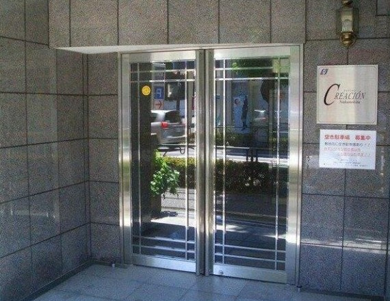 【エントランス】