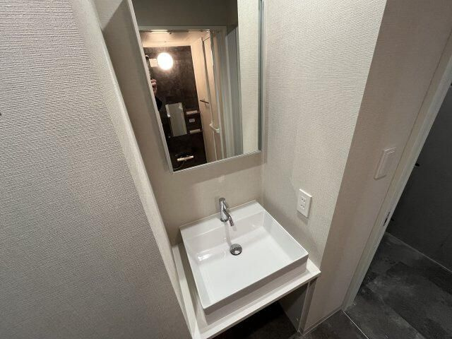 ＲＩＴＳ　ＳＥＫＩＭＡＣＨＩの独立洗面台