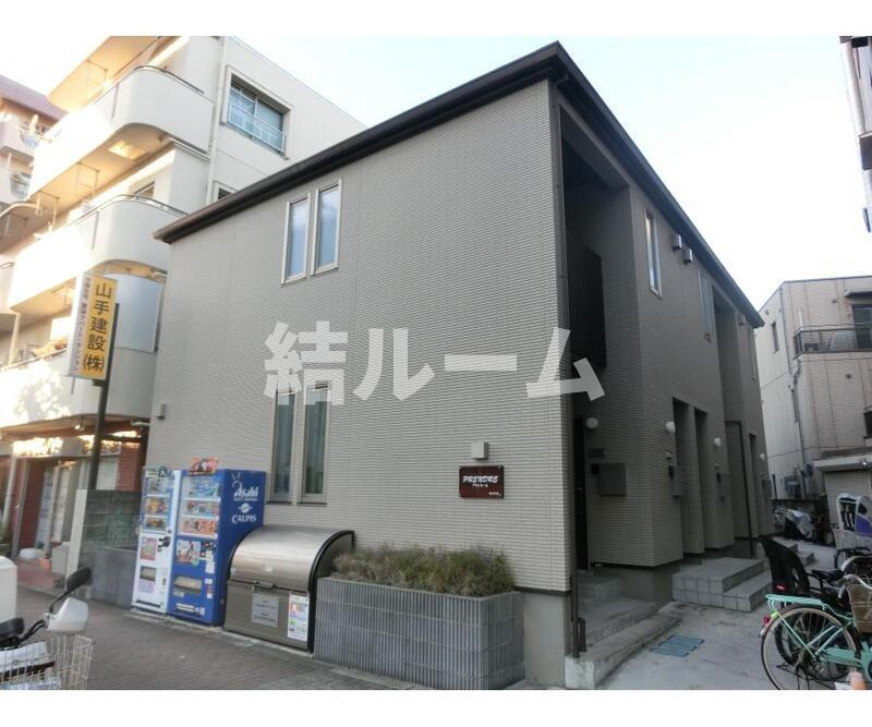 練馬区豊玉北１丁目のアパートのエントランス