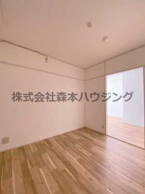 【洋室】 | 　松栄畷ハイツ | きれいな洋室です