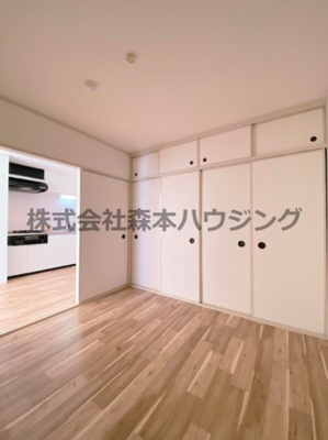 【洋室】 | 　松栄畷ハイツ | 個人の部屋や寝室として使える洋室です
