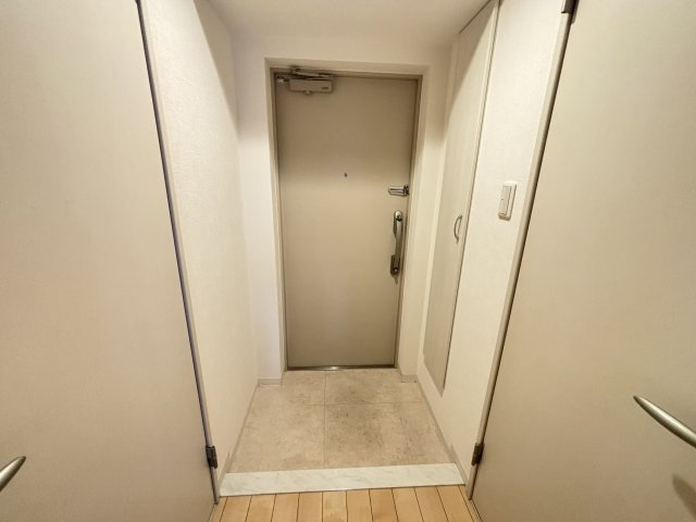 （旧）ＢＥＬＬＡＧＩＯ川口本町の玄関|別号室参考写真です。