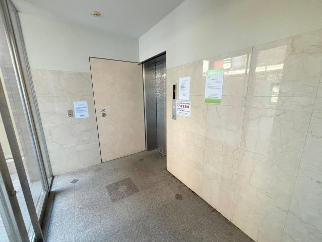 フォレストプラザⅠのロビー