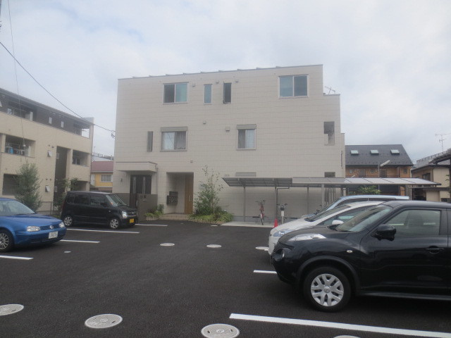 Ｗｉｎｇ　Ｋの駐車場|★駐車場★