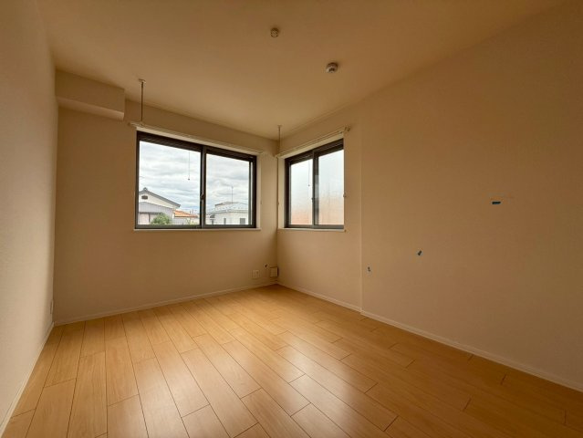 Ｗｉｎｇ　Ｋの寝室|★フローリングの寝室★