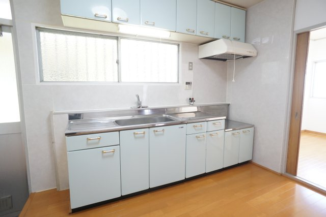 逆瀬台5丁目貸家のキッチン