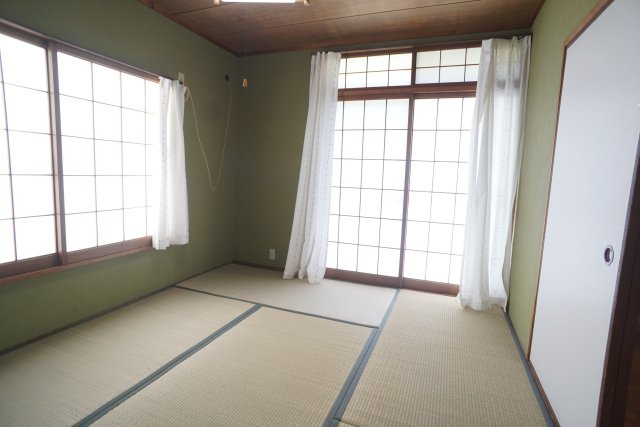 逆瀬台5丁目貸家の内装