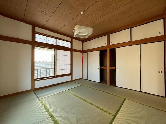 三咲５丁目戸建の寝室