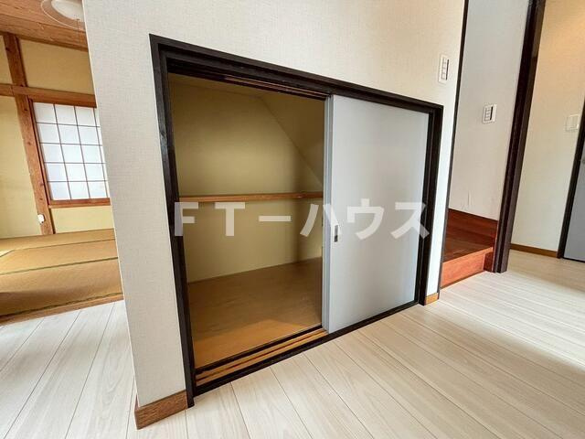 豊富町６２１－８５戸建の収納