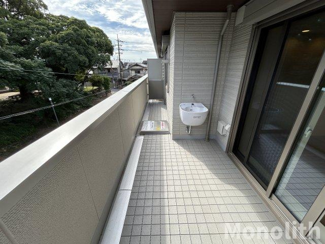 アルテーヌ浜寺元町B棟のバルコニー