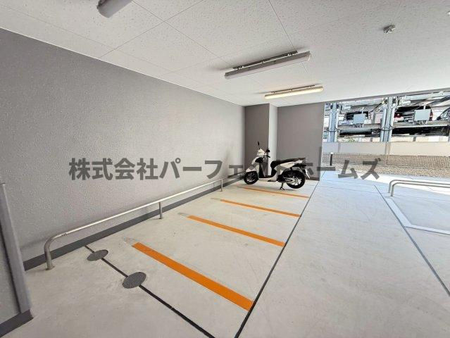 ボンヌ・サンテ枚方公園駅前のその他共用部分|バイク置場
