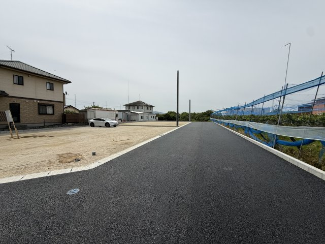 室岡3区画分譲地の周辺