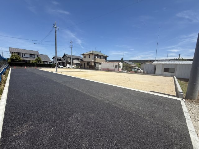 室岡3区画分譲地の外観