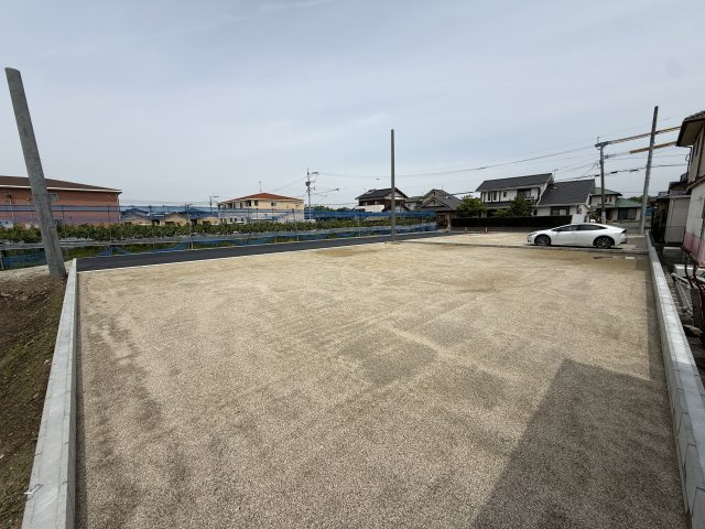 室岡3区画分譲地の外観