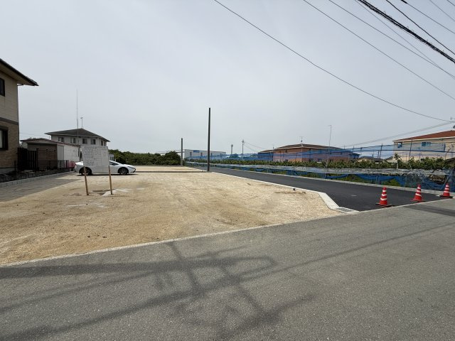 室岡3区画分譲地の外観