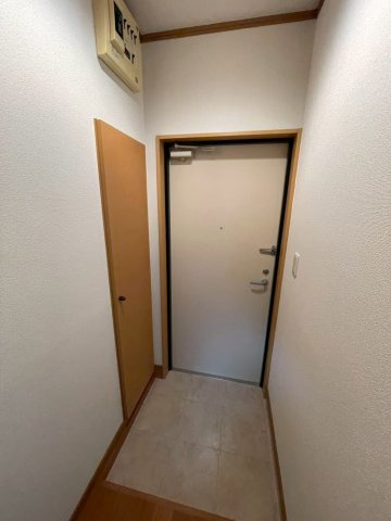 サリナスの玄関