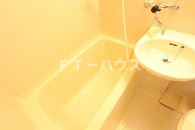 津田沼ハイツの浴室