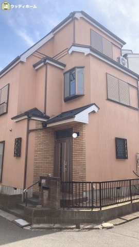 越谷市恩間　中古一戸建ての外観