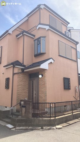 越谷市恩間　中古一戸建ての外観