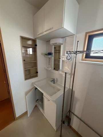 　☆豊田市駒場町　３ＳＬＤＫの戸建☆の洗面所