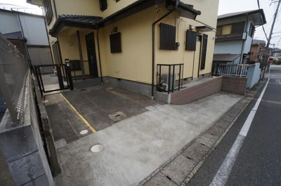 【駐車場】 | 大日３３－１３貸戸建