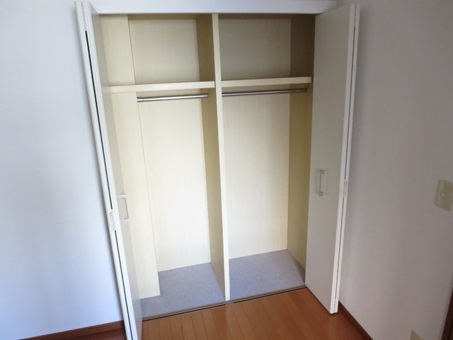 レジディア三宮東の収納