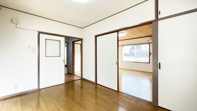 ことぶきマンションの居間・リビング