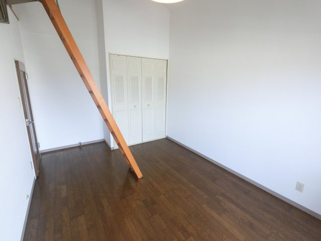 【洋室】 | ヴェルデ四街道　5号棟