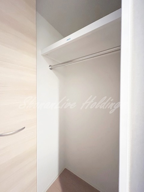 平塚市明石町の賃貸マンションの収納