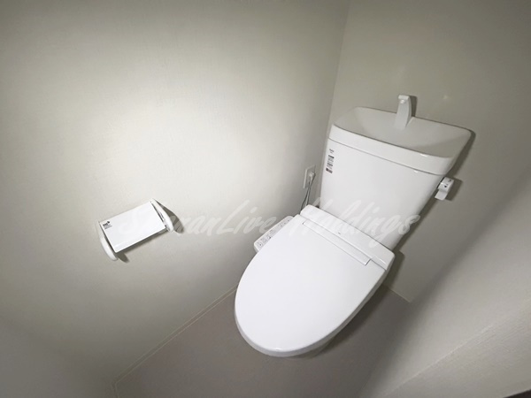 平塚市明石町の賃貸マンションのトイレ