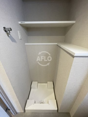 スプランディッド新大阪VIIの洗面所|スプランディッド新大阪Ⅶ　洗濯パン