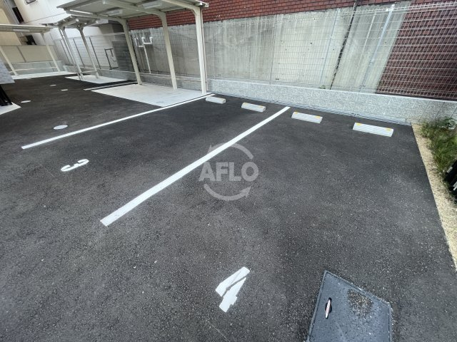 スプランディッド新大阪VIIの駐車場|スプランディッド新大阪Ⅶ　駐車場